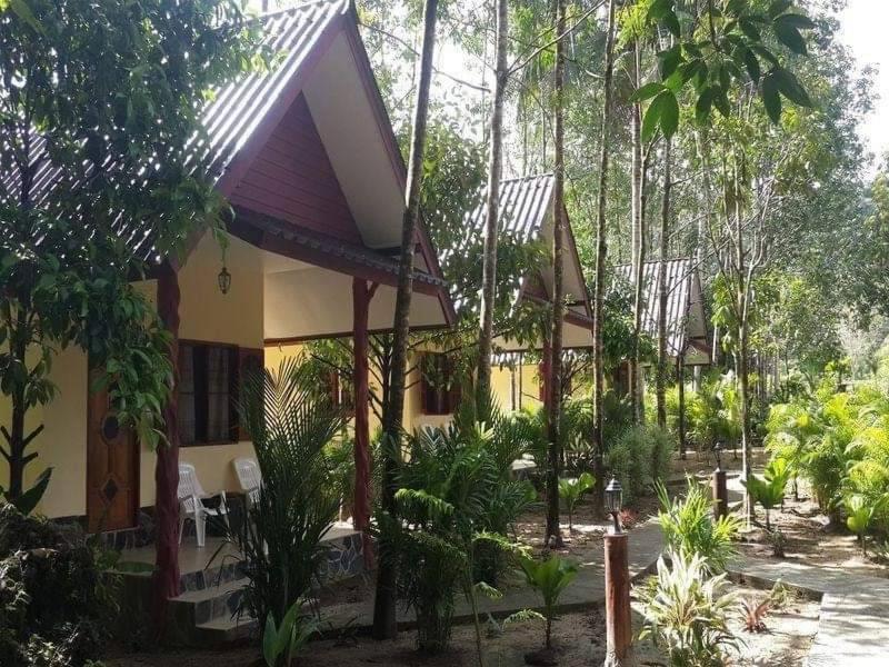 Khao Sok Holiday Resort Khao Sok National Park Esterno foto